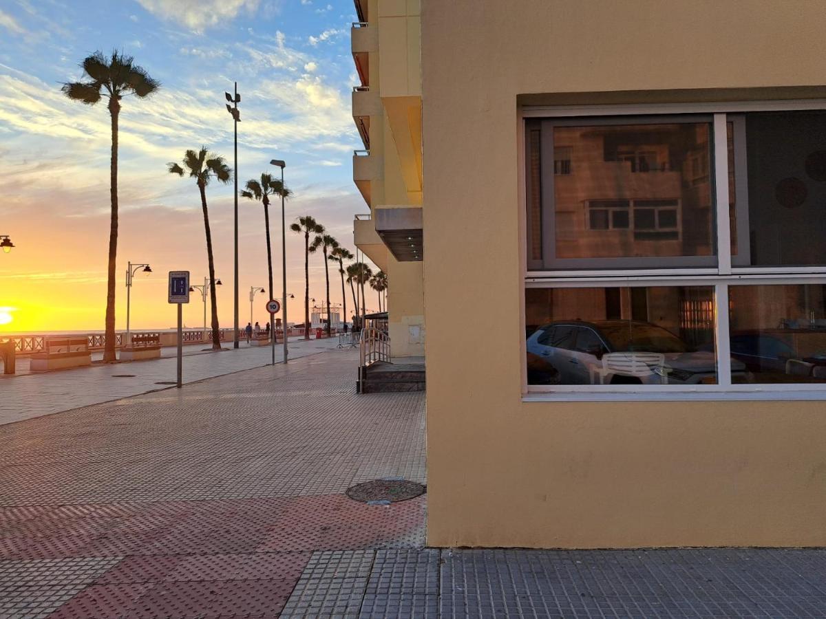 Maritimo28 Apartment Кадис Екстериор снимка